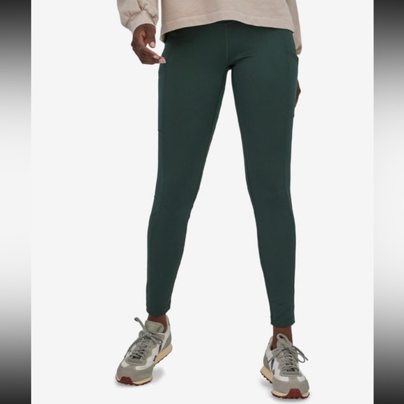 Patagonia Pants - Patagonia Forest Green Pack Out Tights  NWT size XL